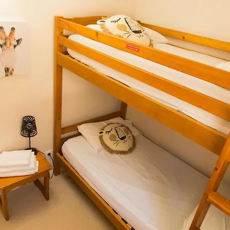 De Aparthotel *