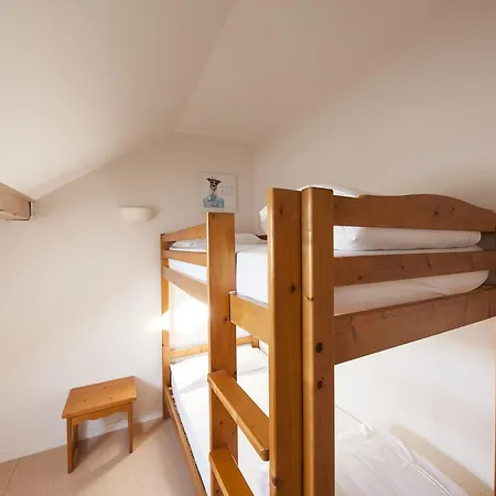 Aparthotel De *